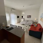 Apartament Themis *