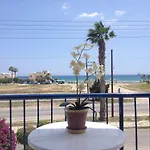Apartament Themis *