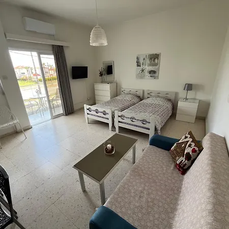 Themis Apartment Larnaca