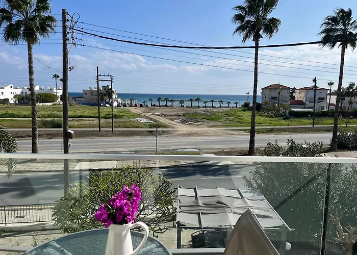 Apartment Themis Larnaca